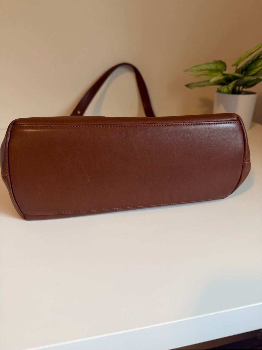 Vintage Coach Legacy Hobo in Vicuña Style 9058 - Picture 5 of 11